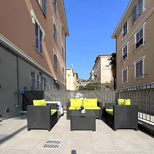 https://appartamento-moderno-centralissimo.hotelitalianriviera.com